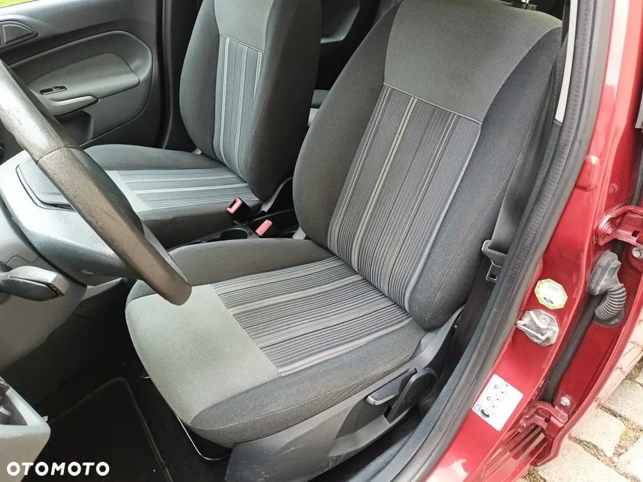 Ford Fiesta - 11