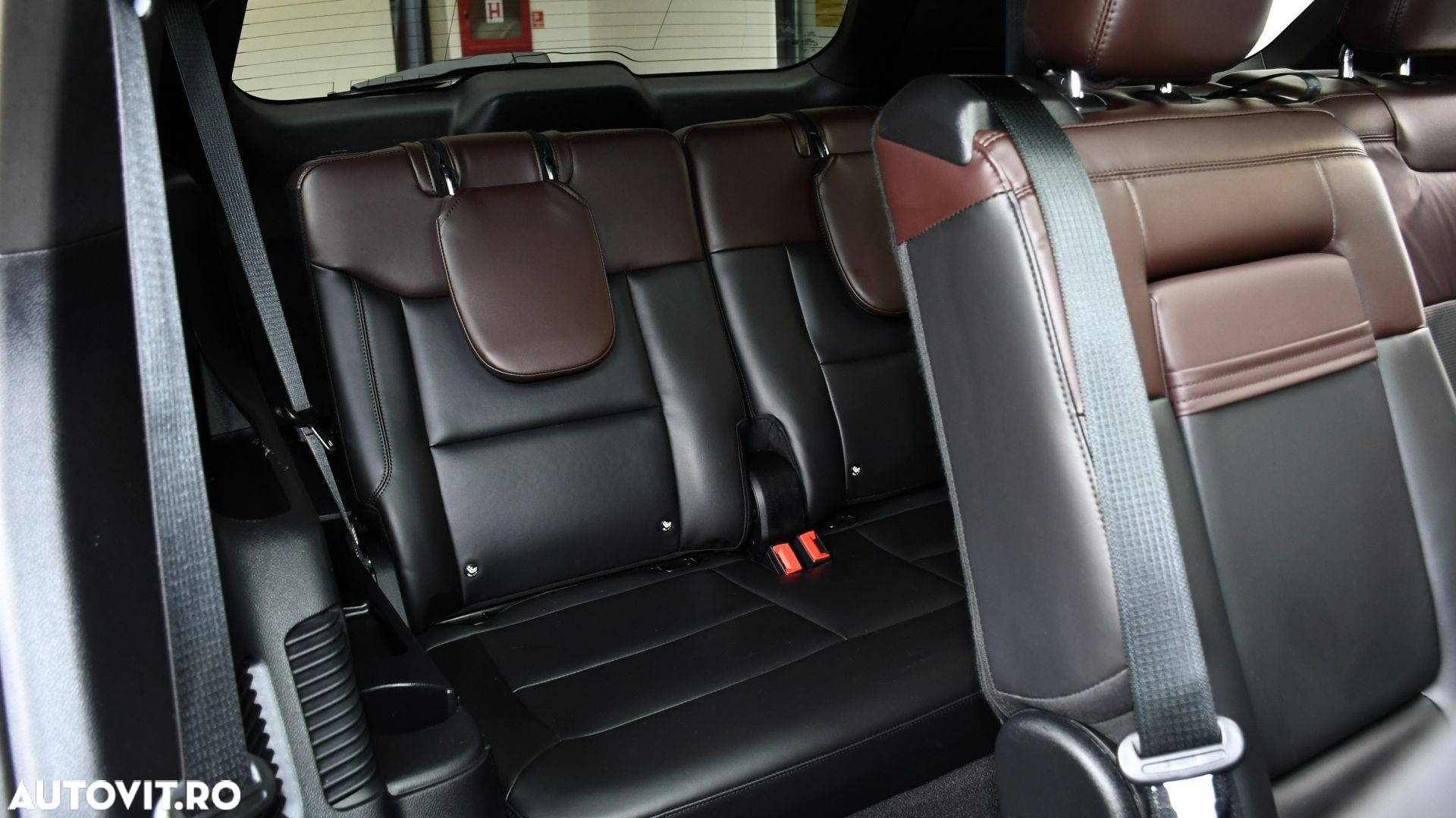 Ford Explorer 3.0 PHEV Platinum - 12
