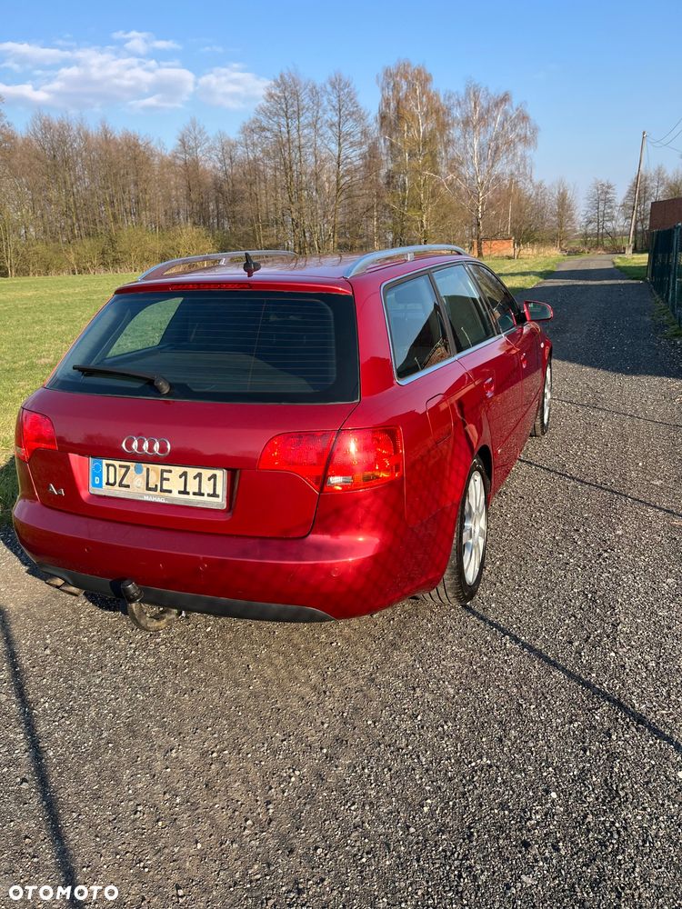 Audi A4 Avant 2.0 TDI - 10