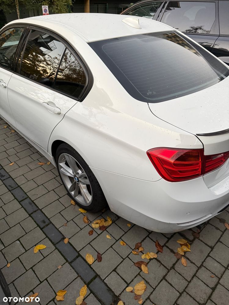 BMW 318D 2014 photo 5