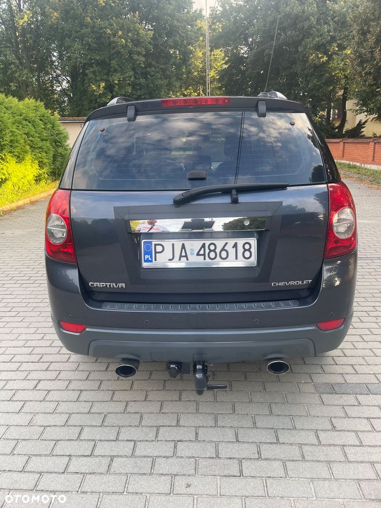Chevrolet Captiva 2.0 d LT base 5os - 8