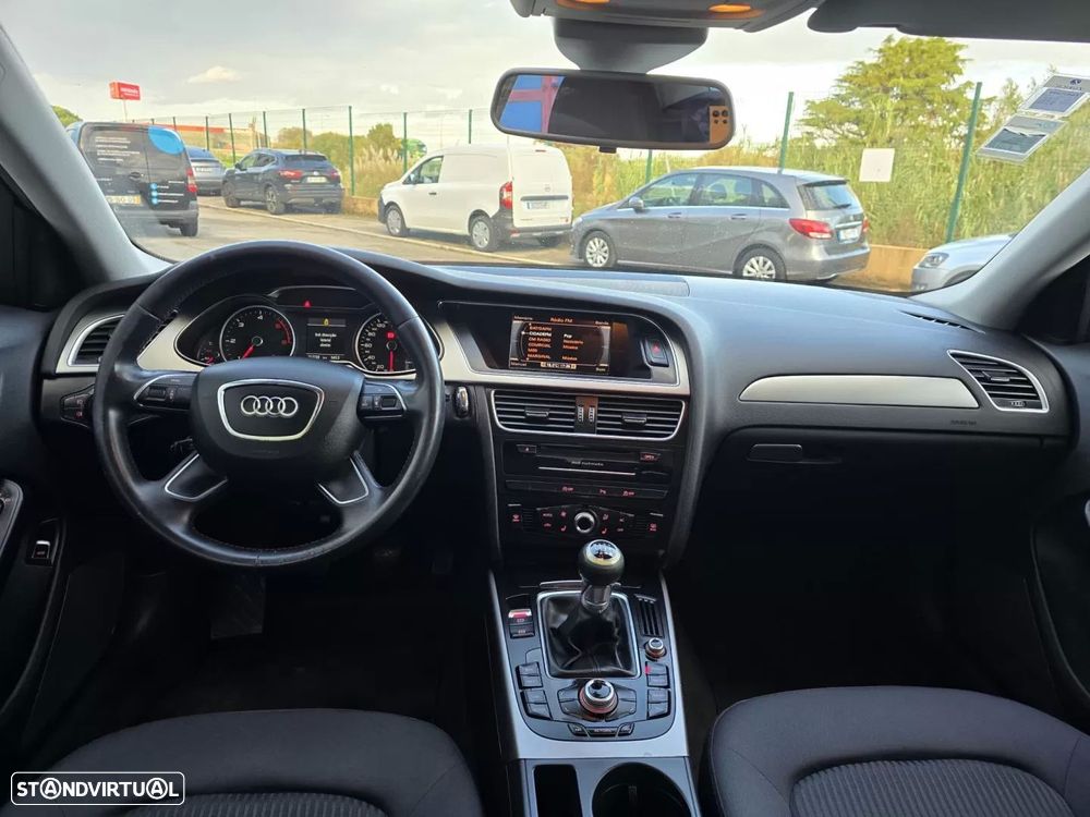 Audi A4 2.0 TDI Business Line - 9