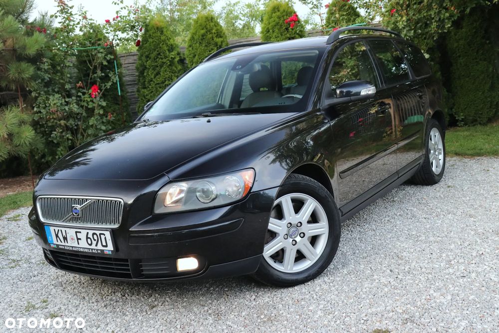 Volvo V70 D5 Summum - 1