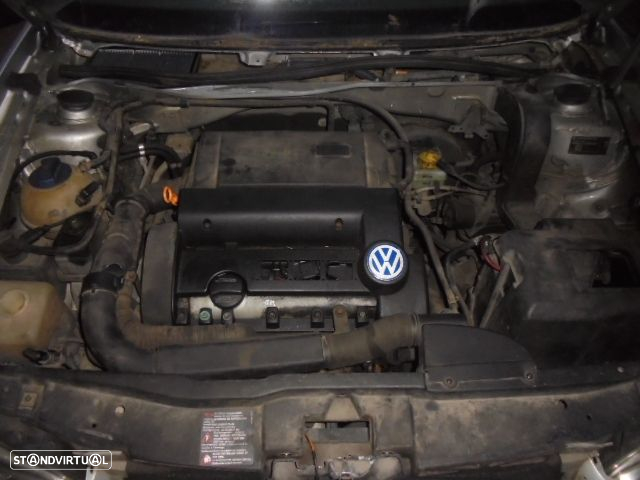 Carro MOT:BCA AHW  AXP  CXVEL: DUW VW GOLF 4 2002 1.4 75CV 5P CINZA GASOLINA - 8