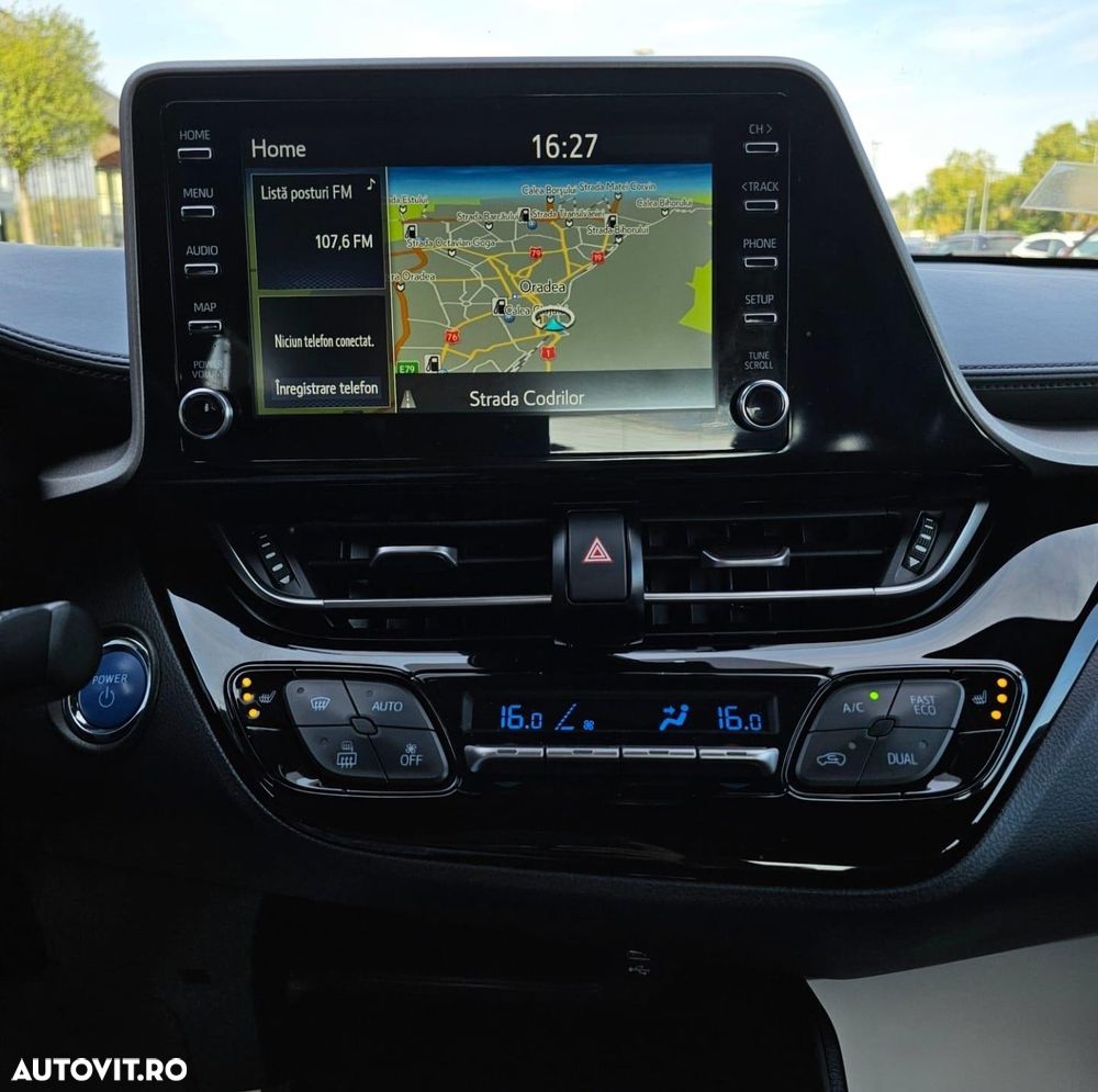 Toyota C-HR - 12