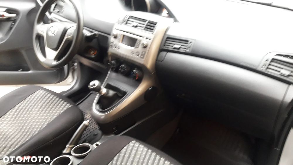 Toyota Verso 1.6 5-Sitzer - 33