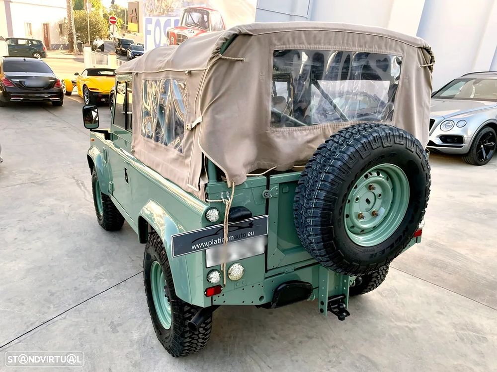 Land Rover Defender 90 2.5 TDi Metal Top - 54
