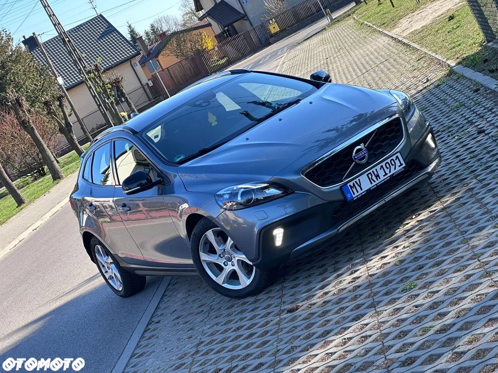 Volvo V40 Cross Country D2 Momentum - 3
