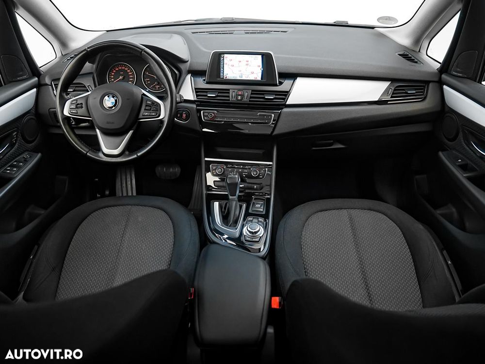 BMW Seria 2 218d Aut. - 10