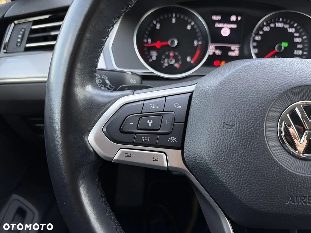 Volkswagen Passat 2.0 TDI Business DSG - 21