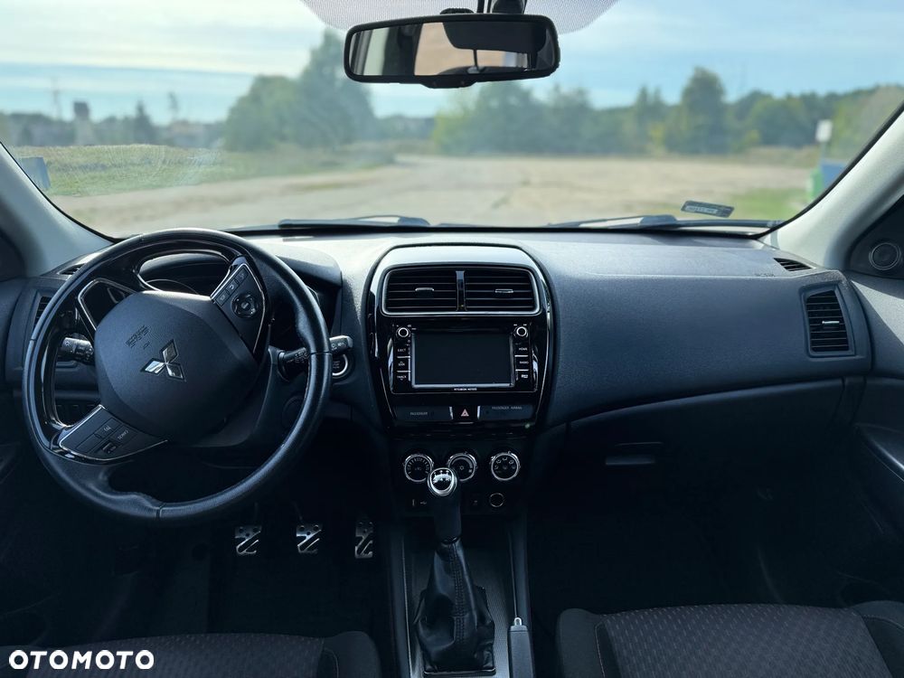 Mitsubishi ASX 1.6 Invite Navi - 12