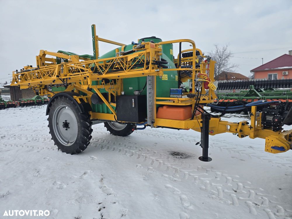 Terraking Instalație de erbicidat tractal ELITE full hidro 1500/2000/2500/3000Litri