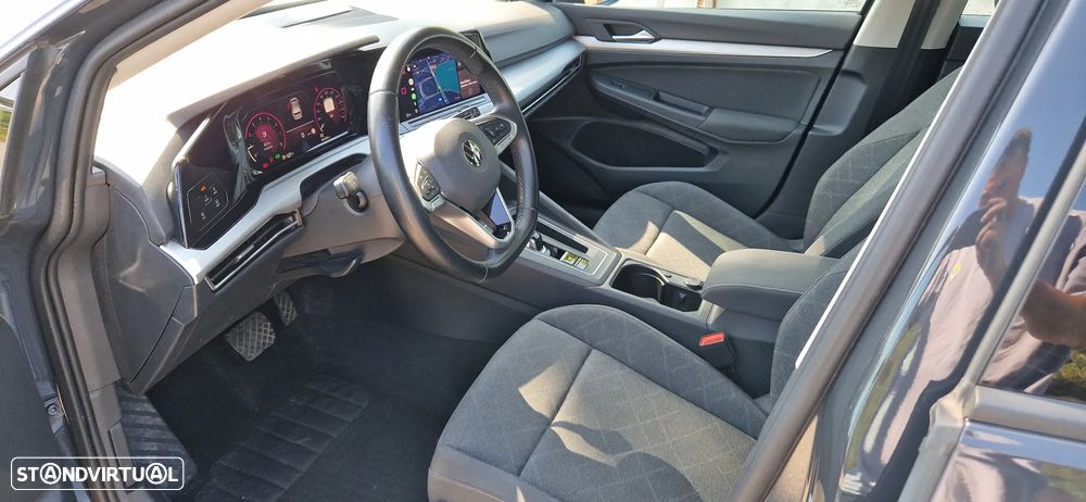 VW Golf 1.0 TSI Confortline DSG - 9