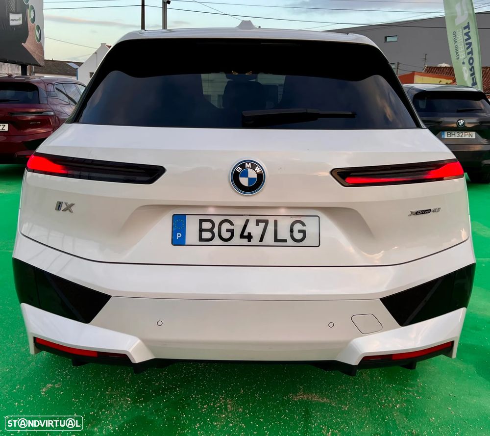 BMW iX xDrive 40 - 5