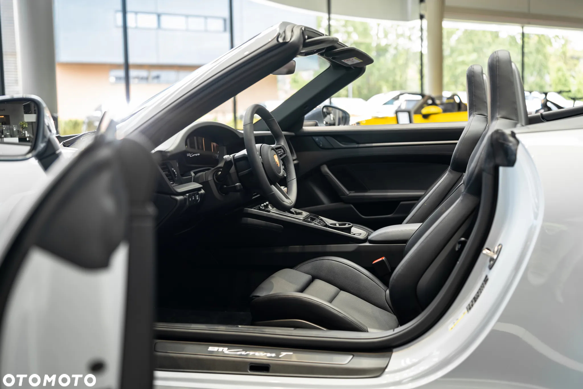 Porsche 911 Carrera T - 10