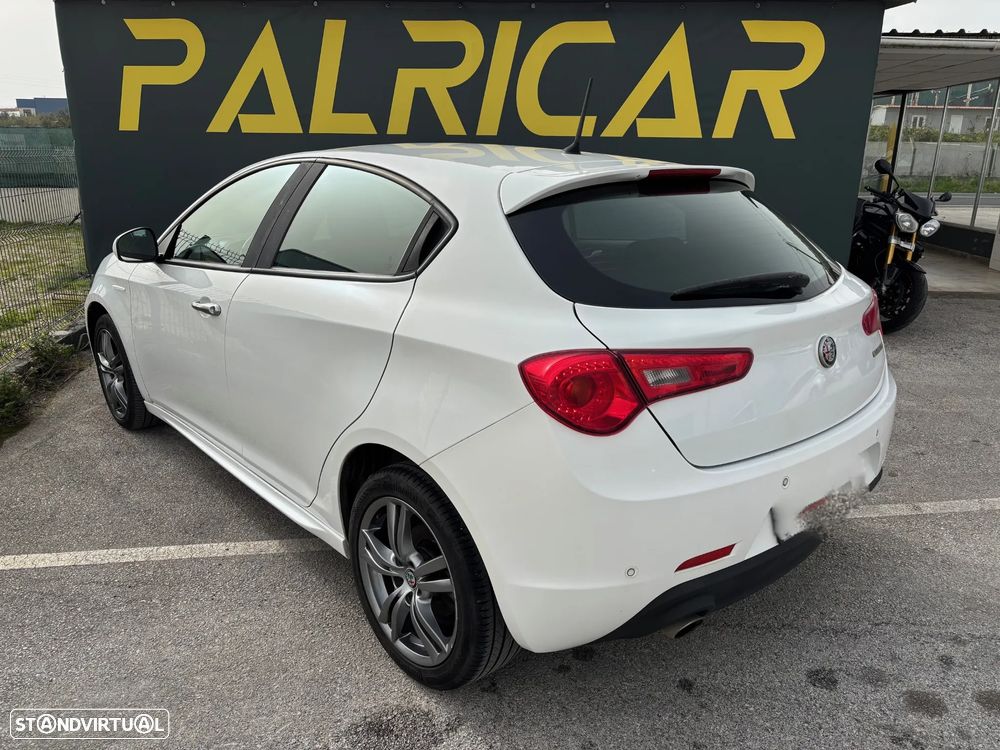 Alfa Romeo Giulietta 1.6 JTDM Super - 5