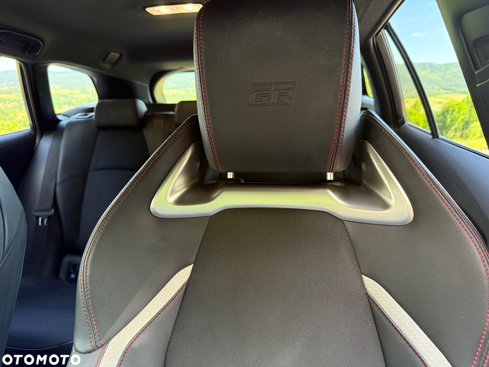 Toyota Corolla 2.0 Hybrid Touring Sports GR Sport - 17