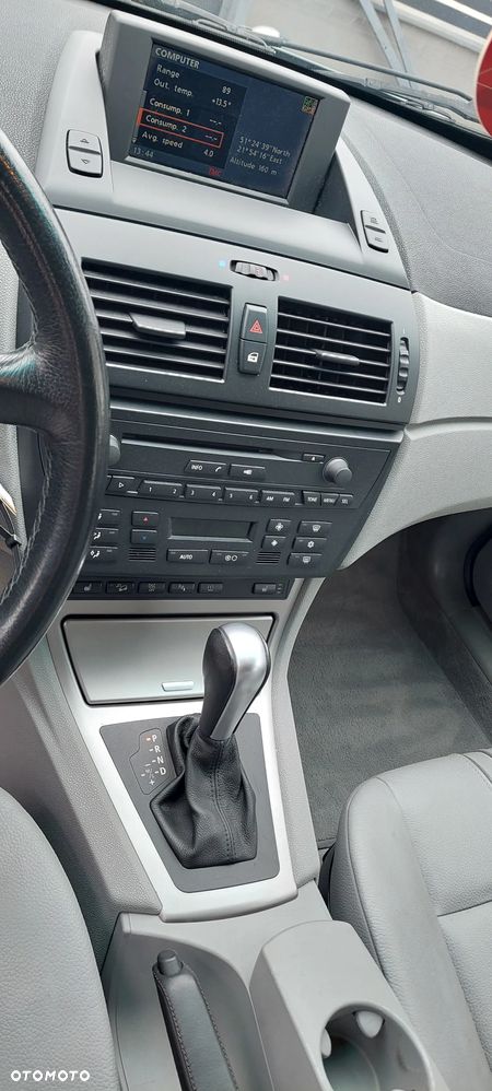 BMW X3 2.5i - 14