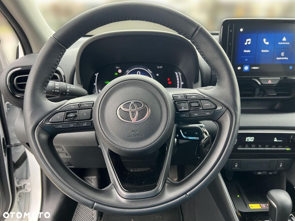 Toyota Yaris Hybrid 1.5 Style - 18