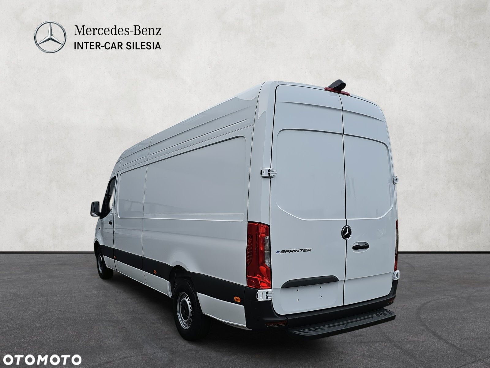 Mercedes-Benz Sprinter 320 e - 7