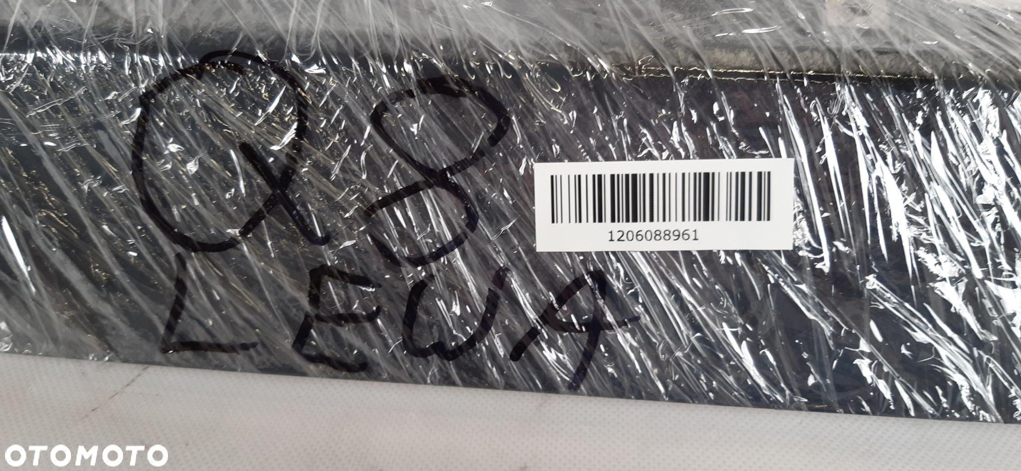 AUDI Q8 LISTWA PROGOWA LEWA 4M8825211 - 11
