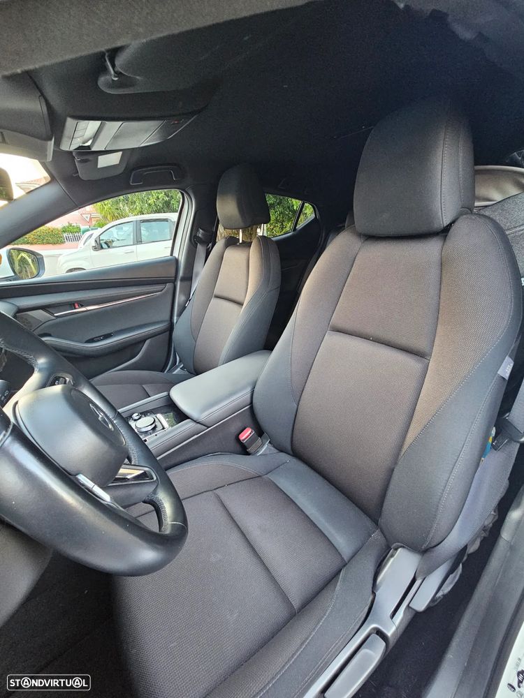 Mazda 3 - 13