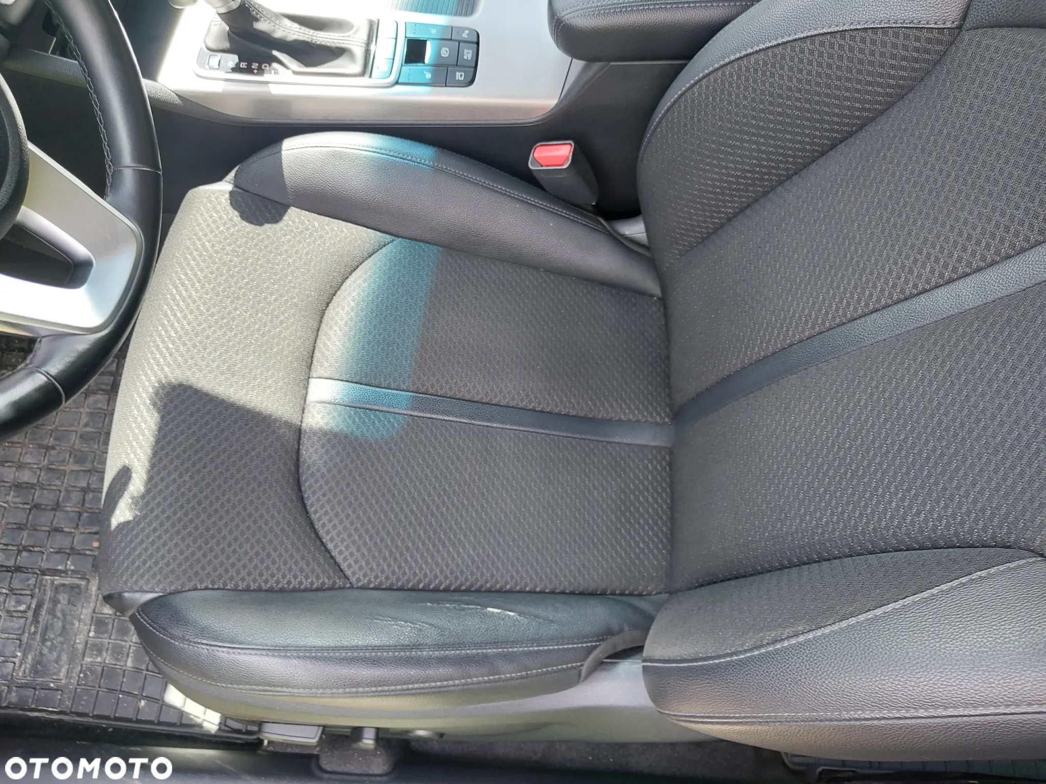 Kia Optima Plug-in Hybrid - 13
