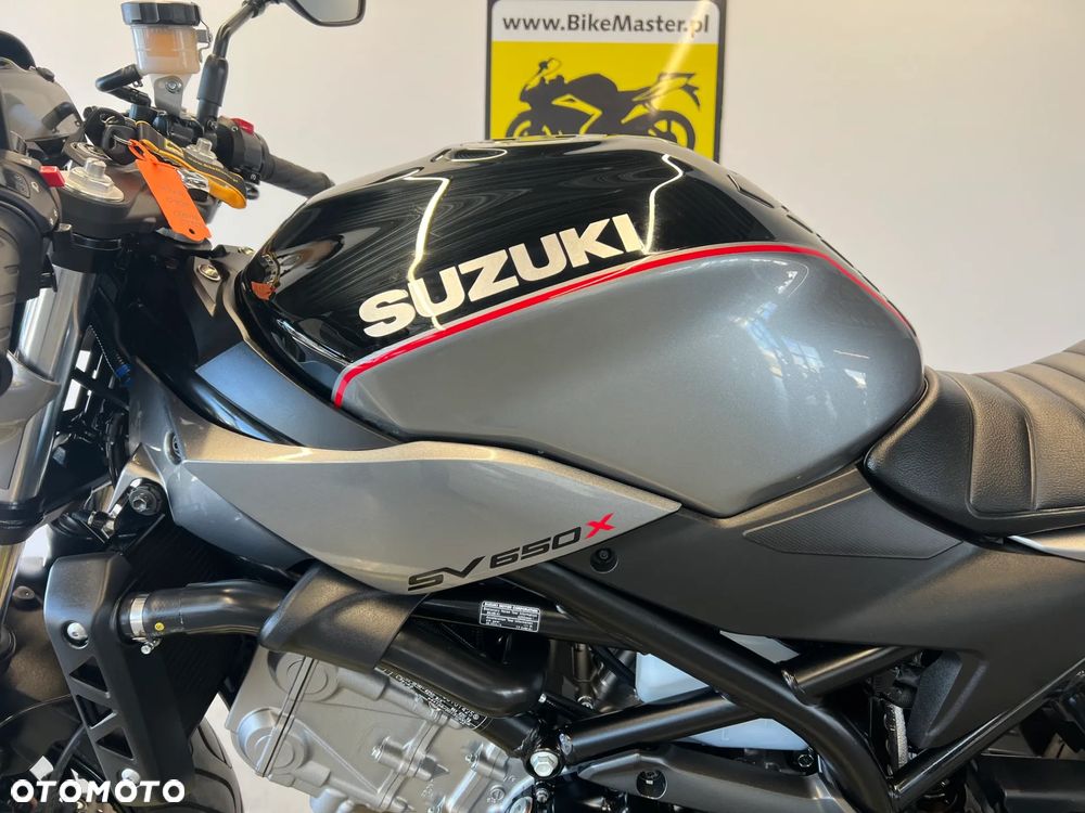 Suzuki SV - 13