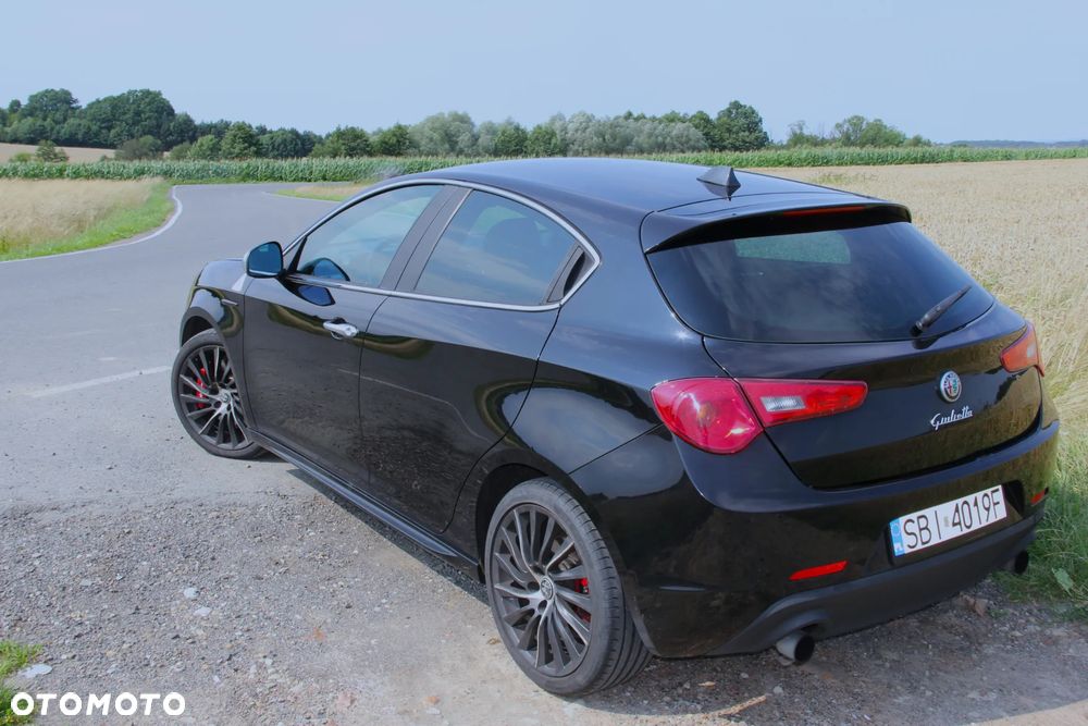 Alfa Romeo Giulietta 1750 TBi Quadrifoglio Verde - 4