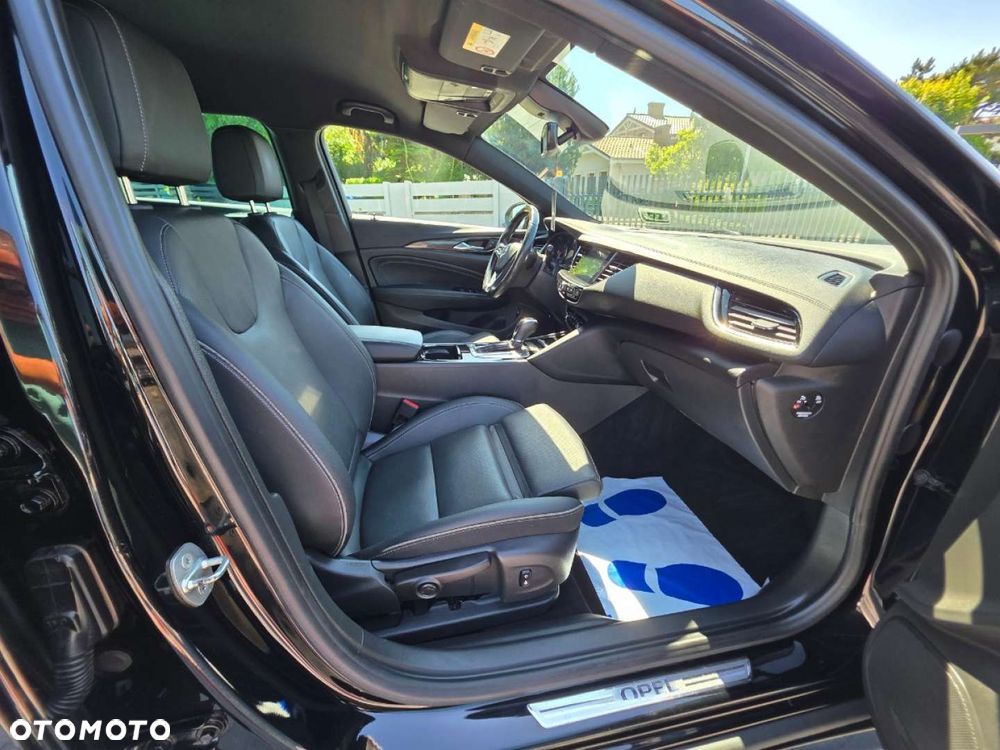 Opel Insignia - 26