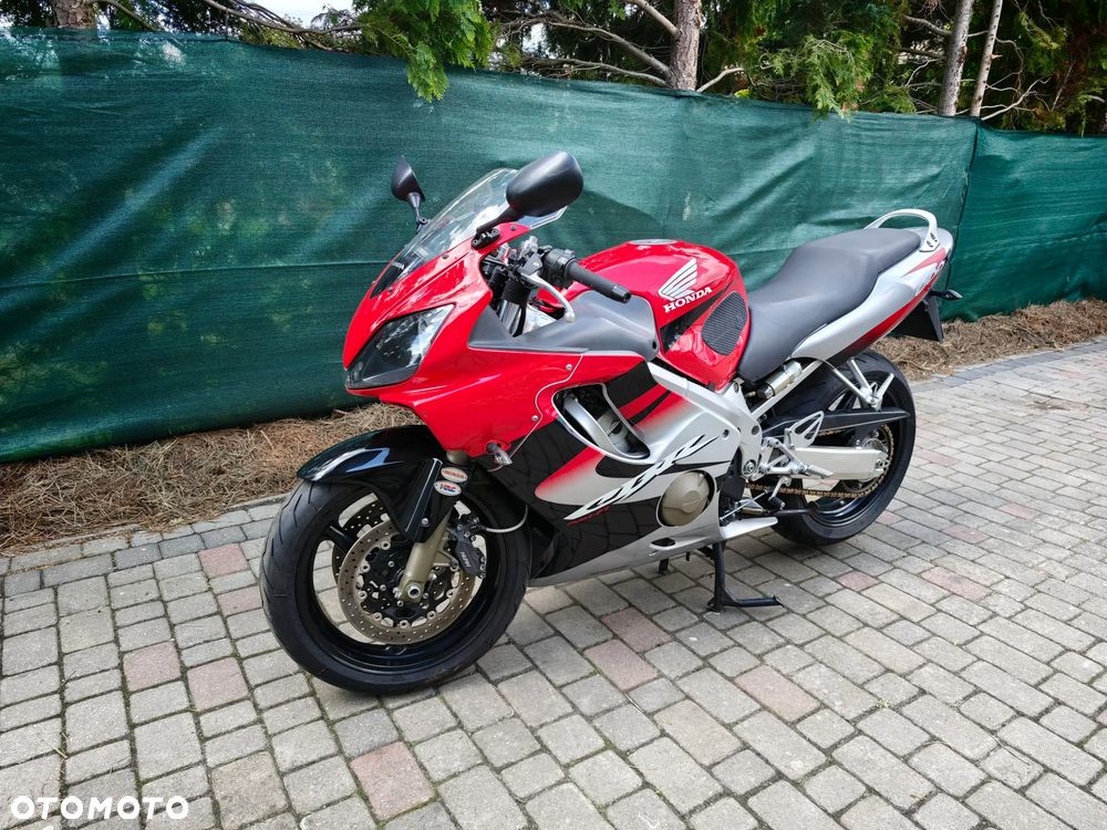 Honda CBR - 4