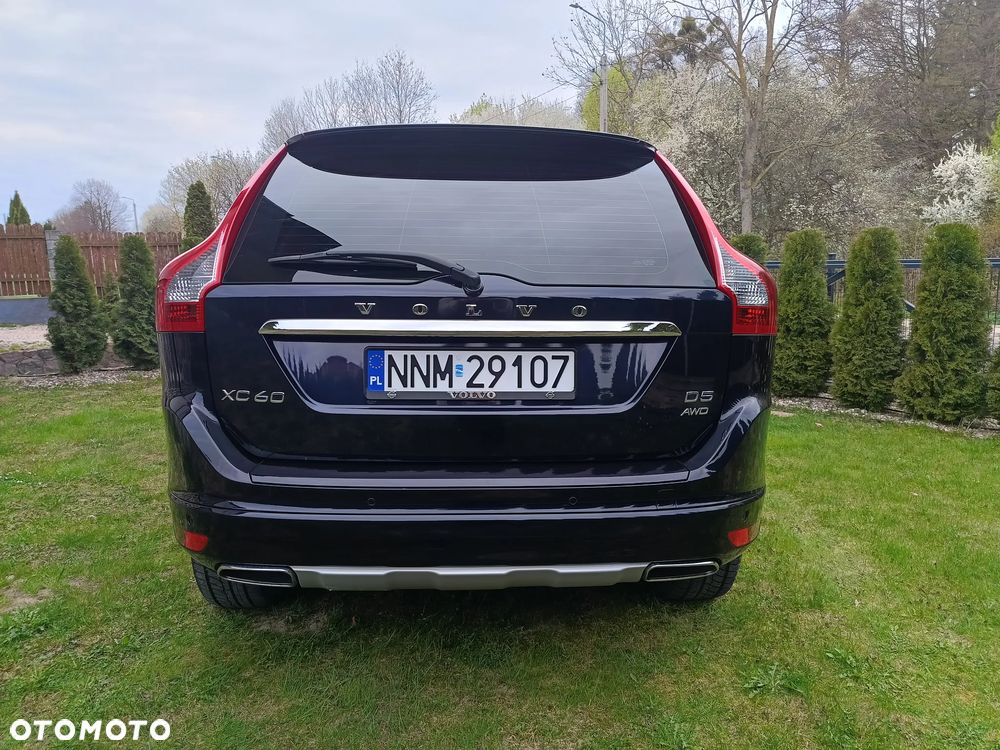 Volvo XC 60 D5 AWD Momentum - 9