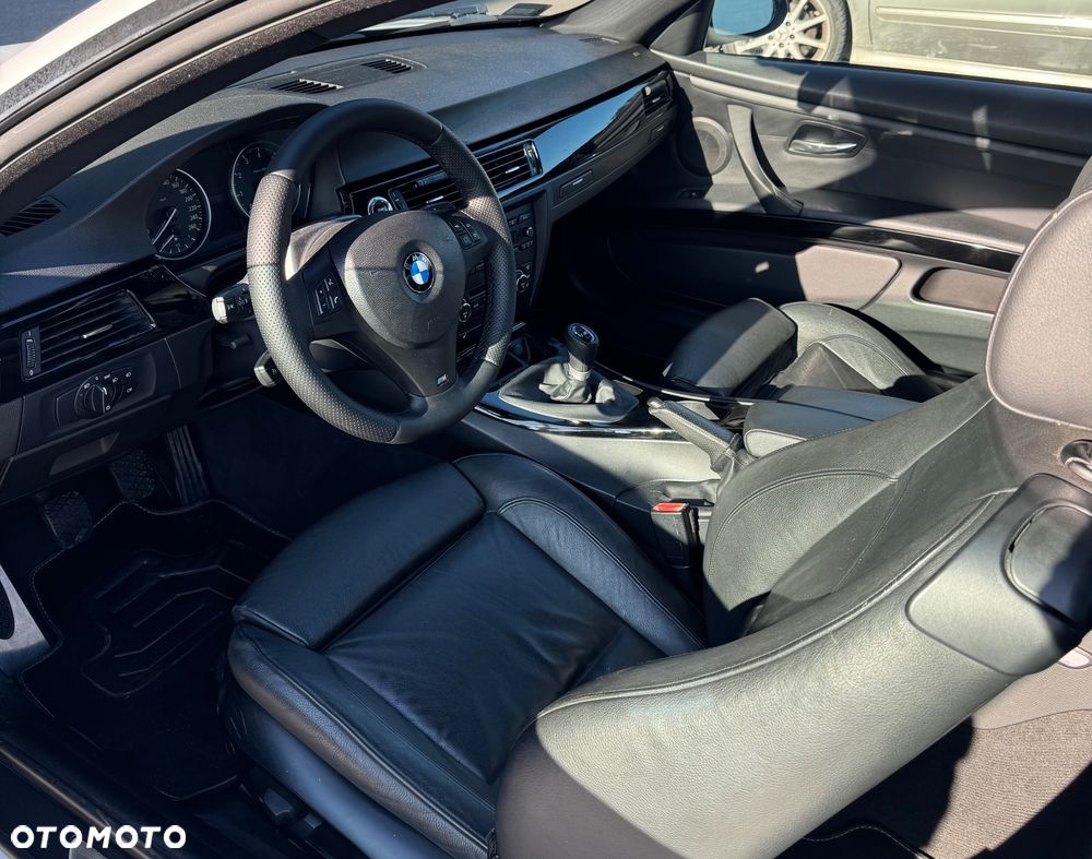 BMW Seria 3 320i - 9