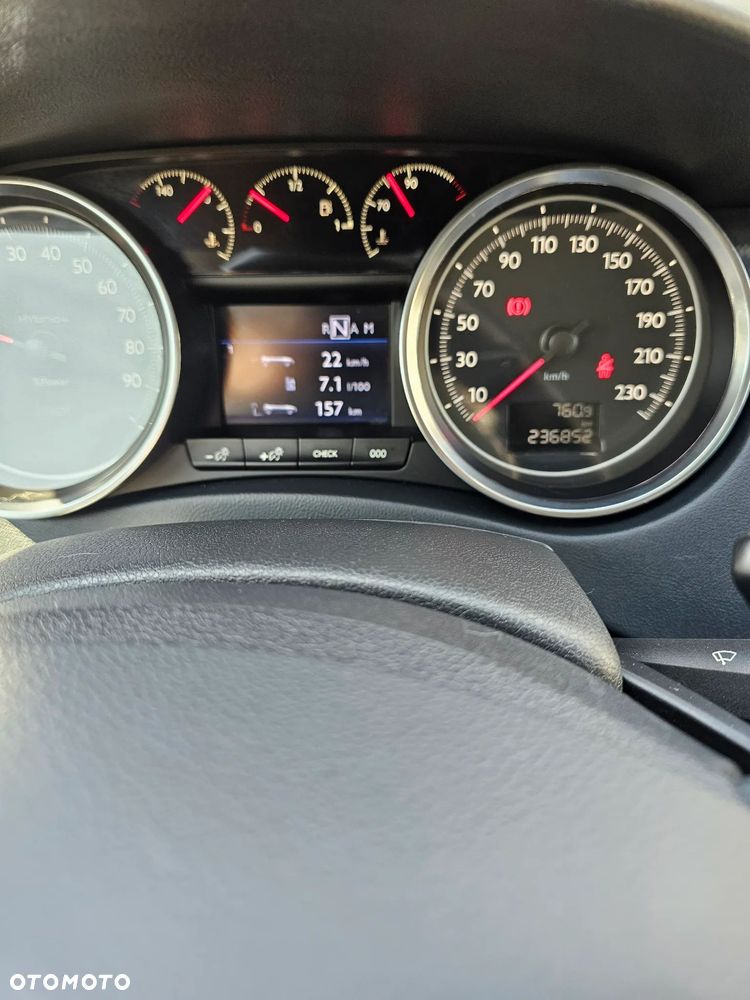 Peugeot 508 RXH Hybrid4 - 7