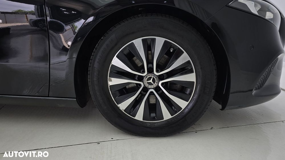 Mercedes-Benz A 180 - 23