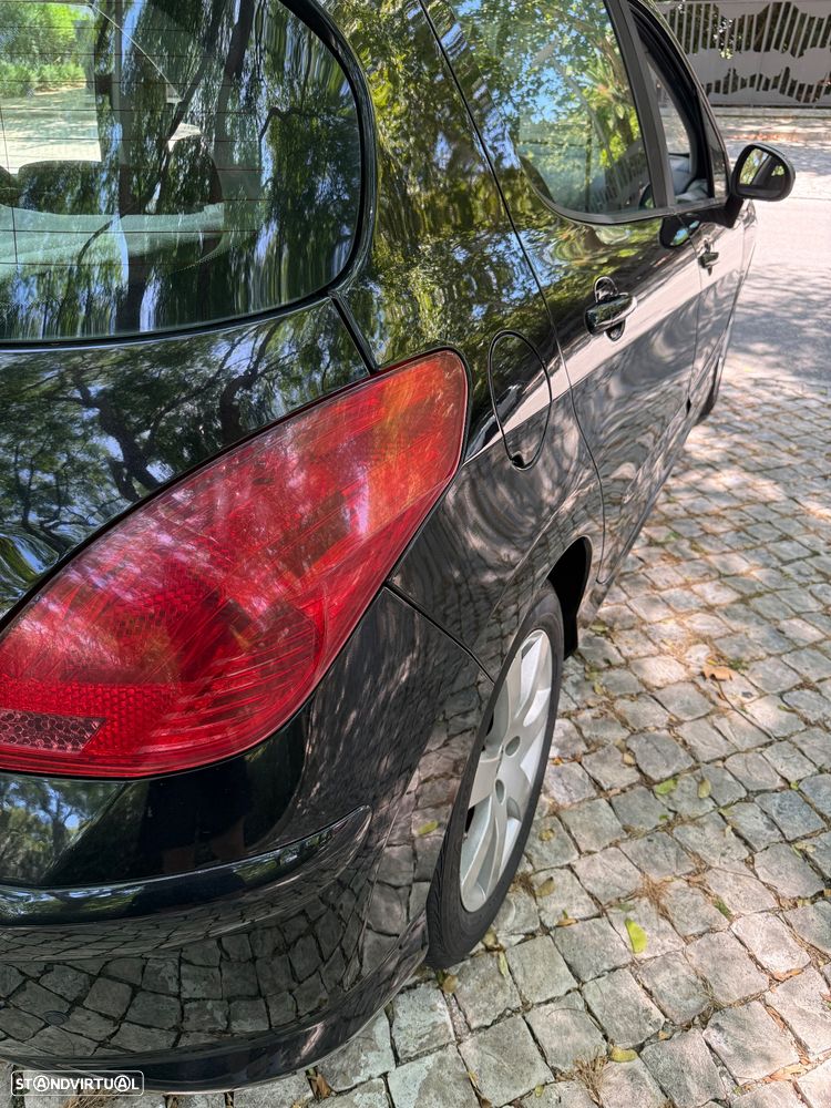 Peugeot 308 1.6 HDi Executive - 5