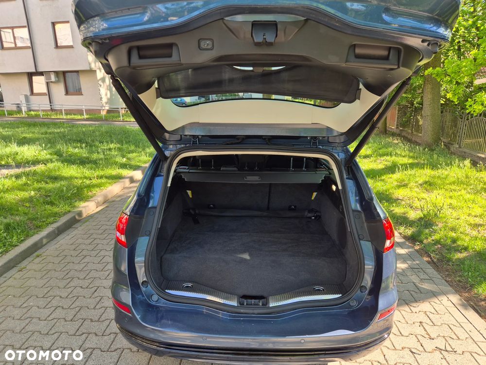 Ford Mondeo 2.0 Hybrid Titanium GPF - 21