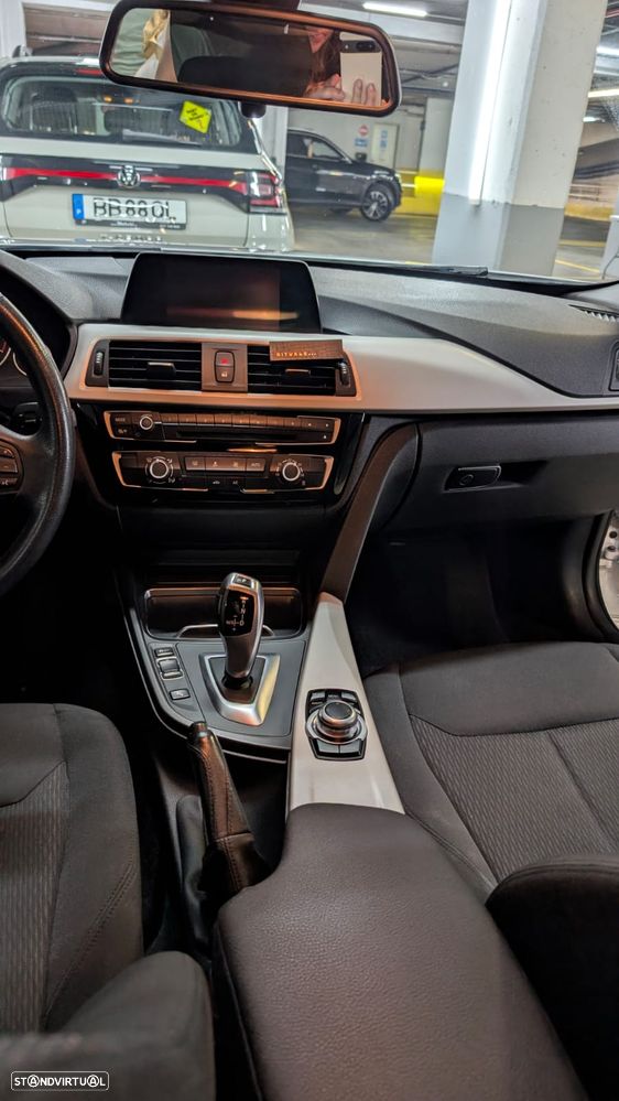 BMW 320 d Auto - 8