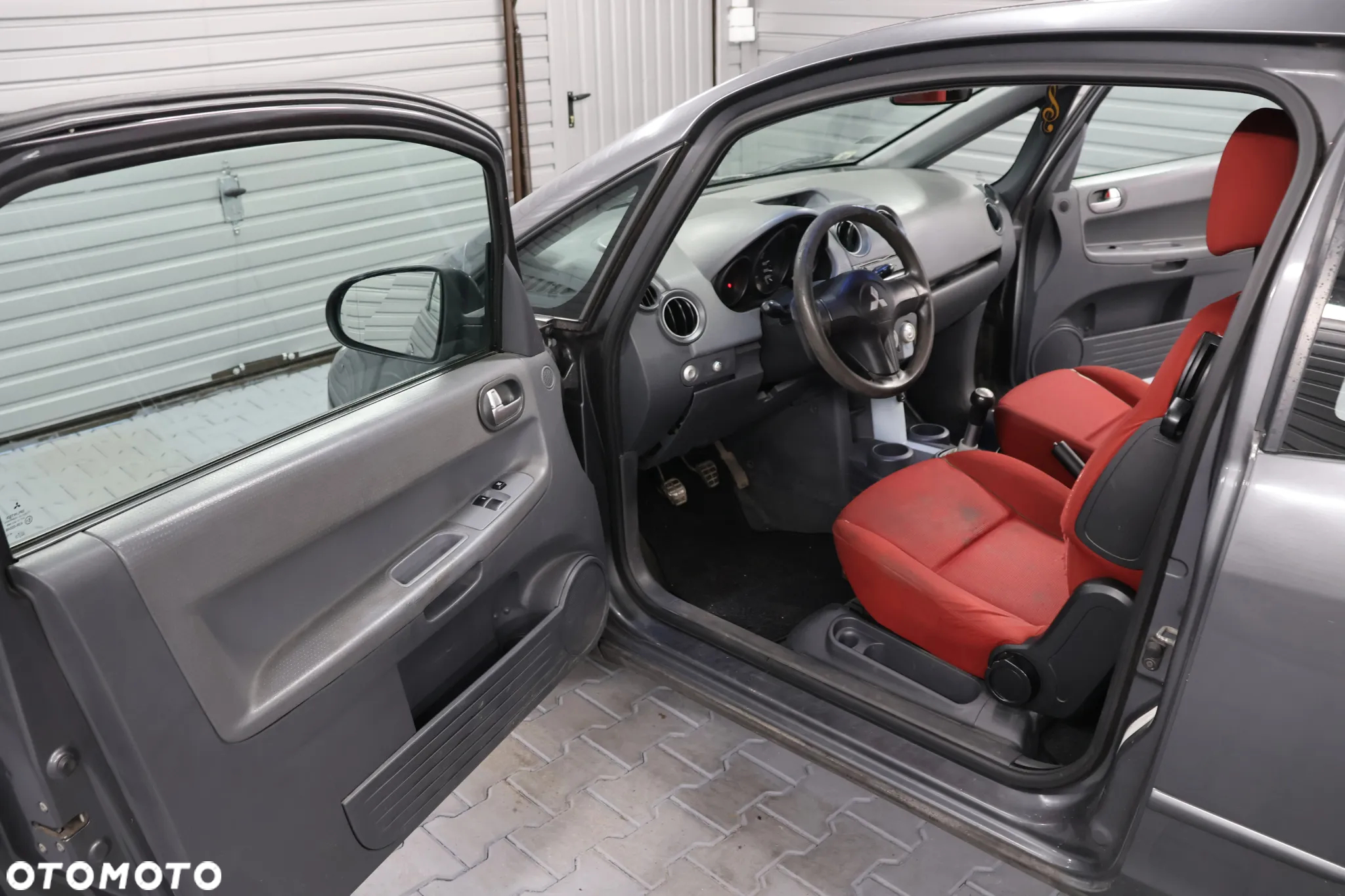 Mitsubishi Colt 1.3 Inform - 6