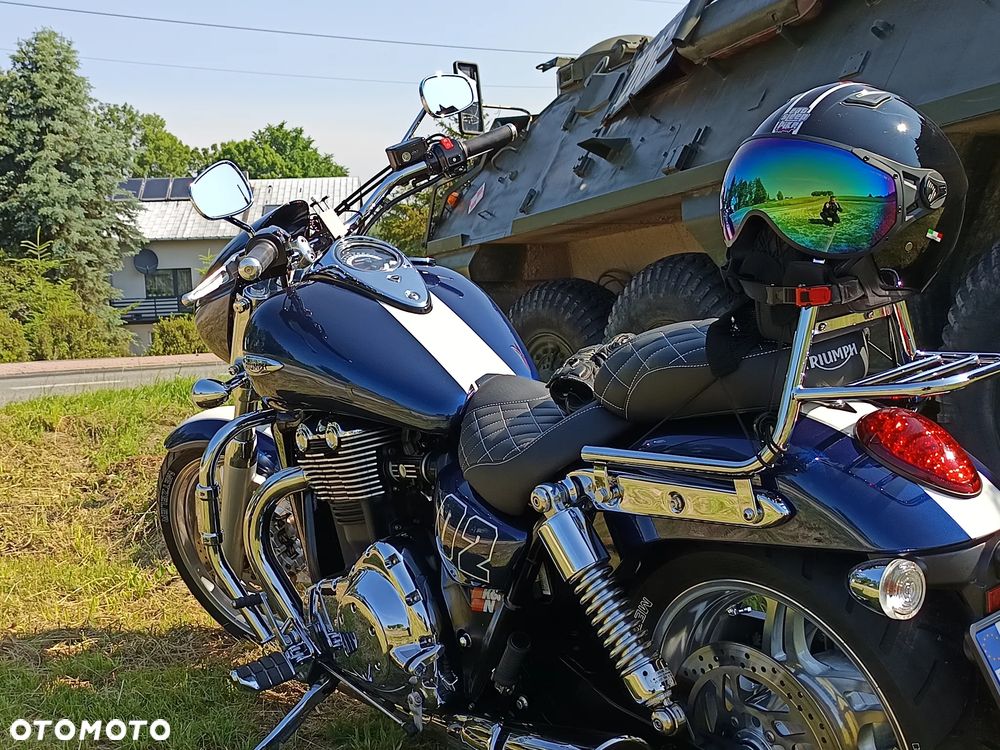Triumph Thunderbird - 14