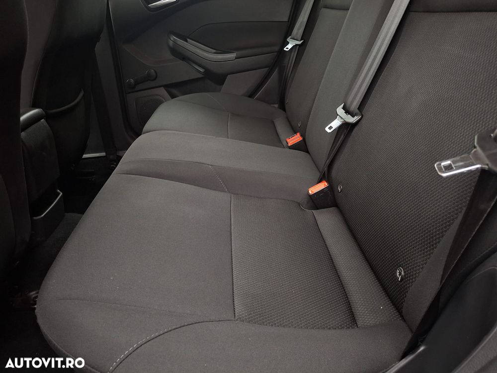 Ford Focus 1.0 EcoBoost Start Stop Trend - 24