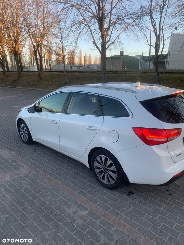 Kia Ceed 1.6 CRDi L Business Line DCT - 2
