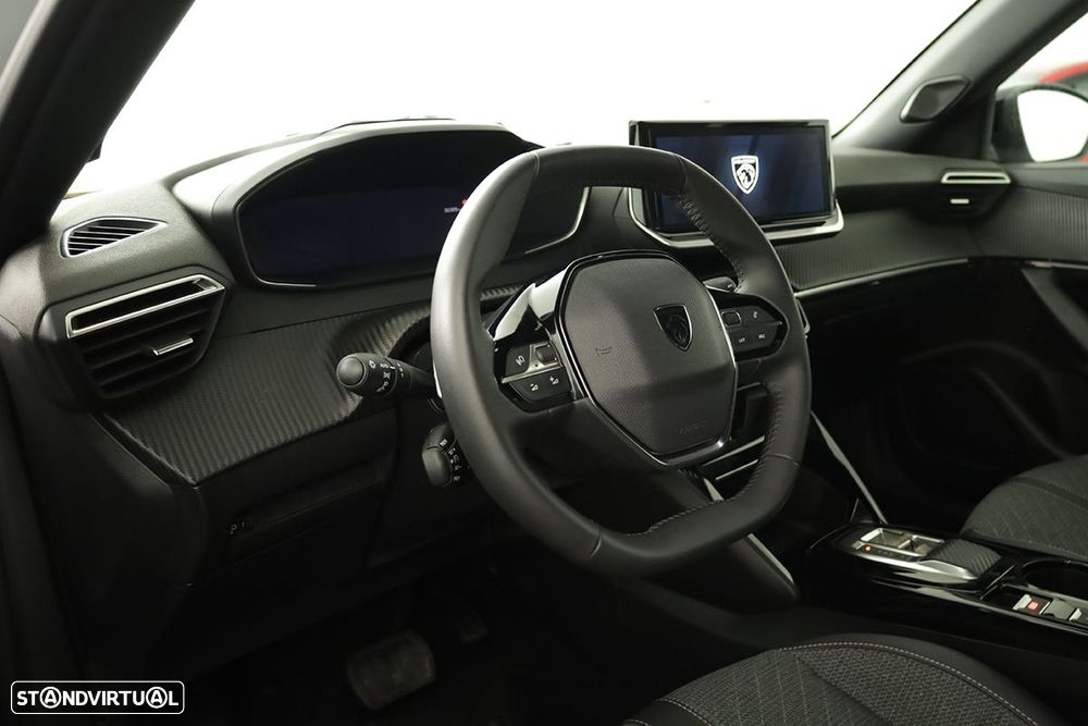 Peugeot 2008 1.2 PureTech Allure EAT8 - 7