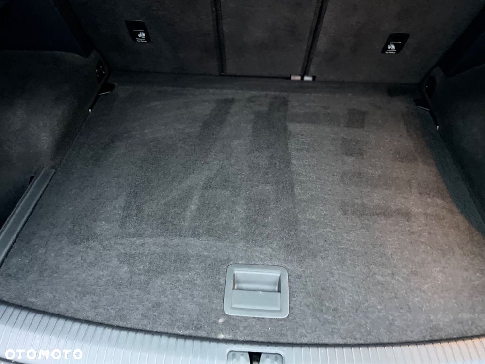 Volkswagen Tiguan 2.0 TDI SCR DSG R-Line - 32