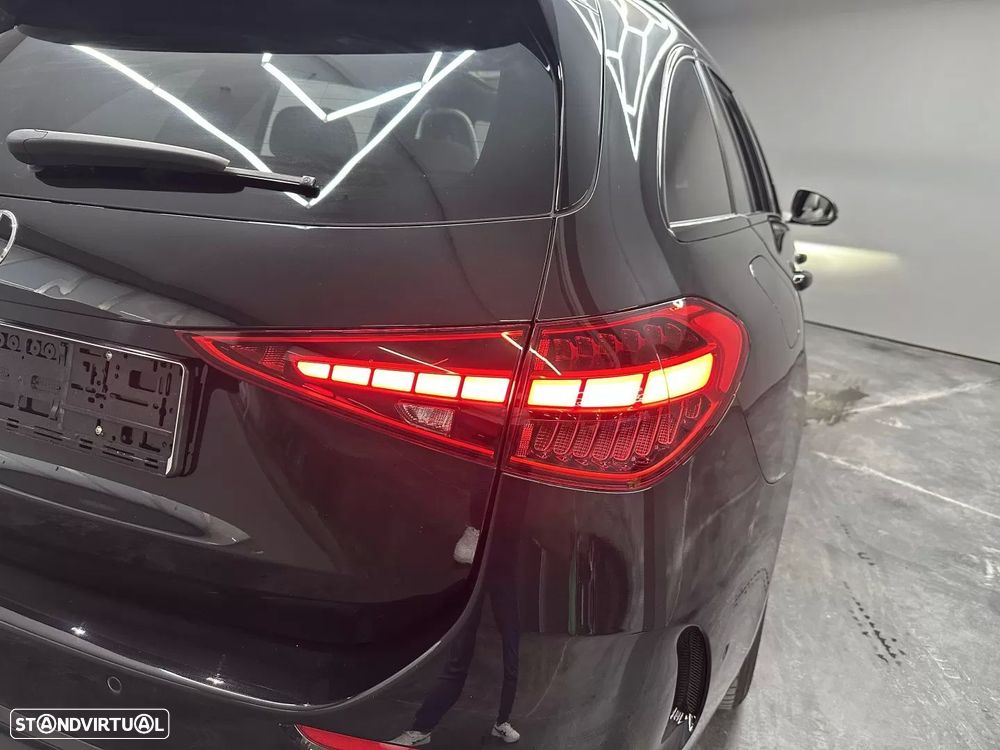 Mercedes-Benz C 300 e T 9G-TRONIC AMG Line - 48