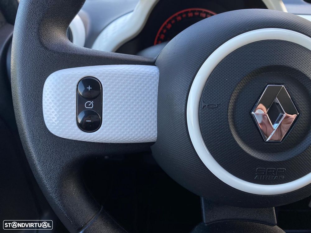 Renault Twingo SCe 70 Liberty - 11