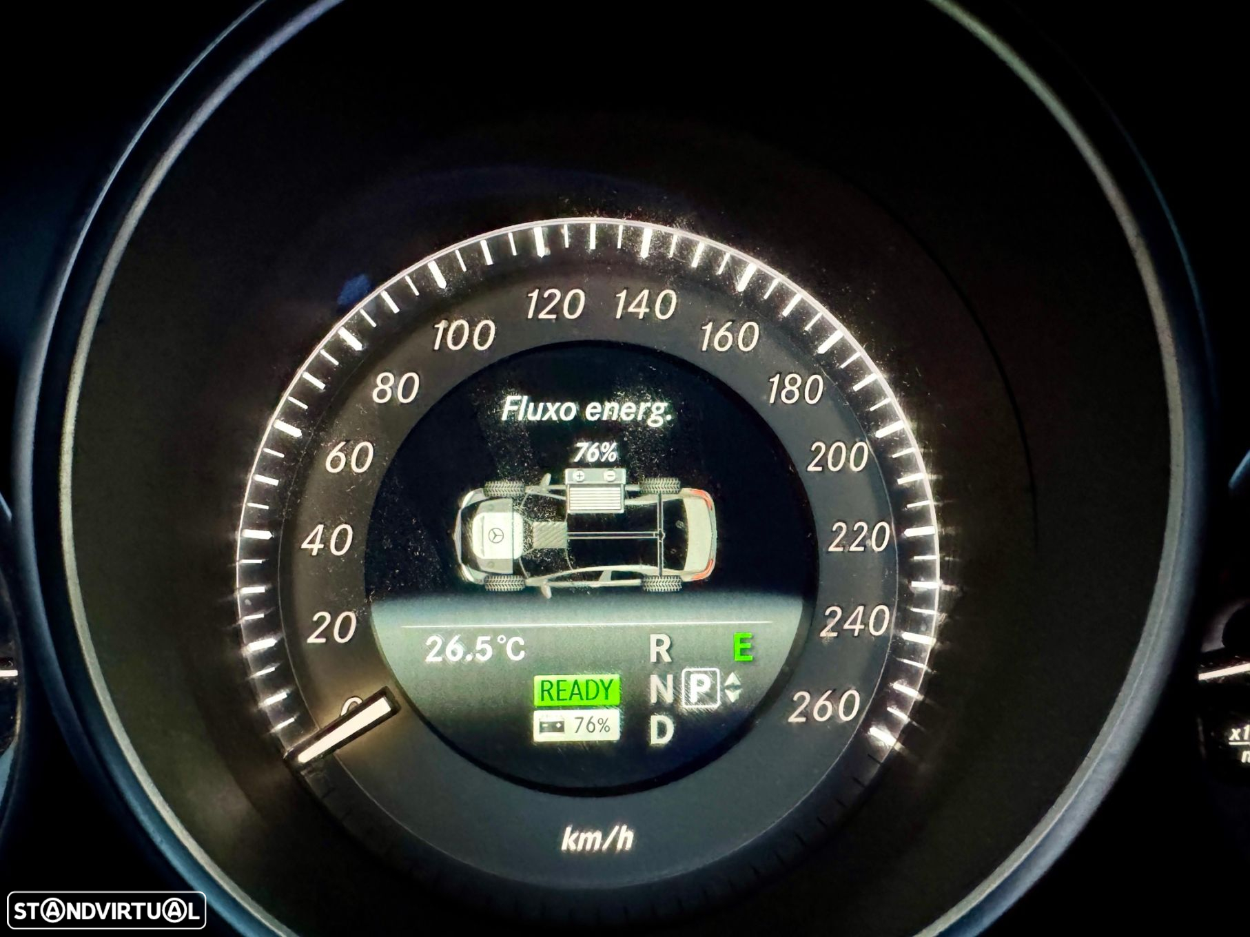 Mercedes-Benz E 300 Bluetec Hybrid Avantgarde - 34