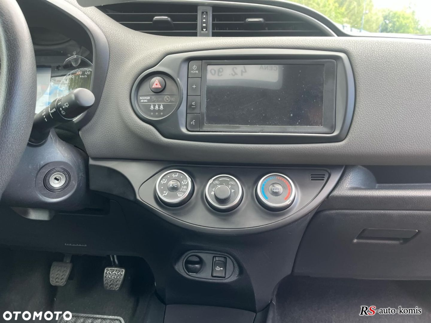 Toyota Yaris - 14