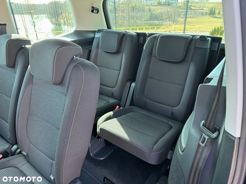 Volkswagen Sharan - 17
