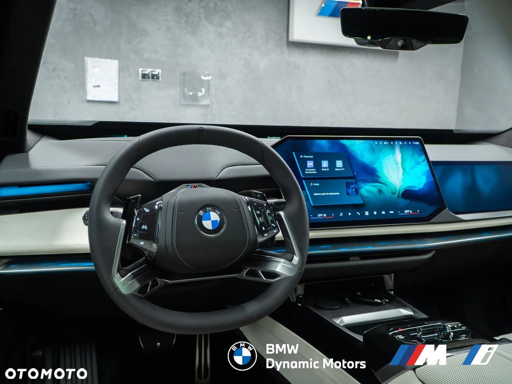 BMW Seria 7 740 xDrive - 16